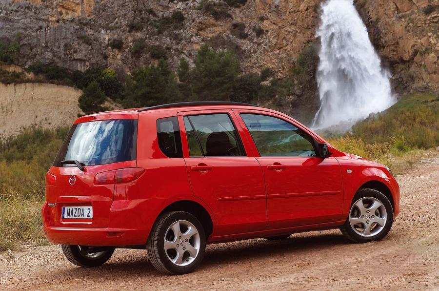  Mazda2 2002 года  (фото 35 из 113)